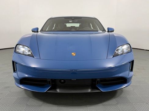 New 2026 Porsche Taycan image 10