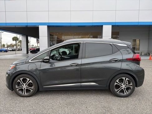 Certified 2020 Chevrolet Bolt Premier w/ Infotainment Package image 4