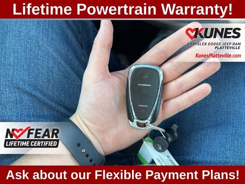 Used 2023 Chevrolet Blazer LT image 30