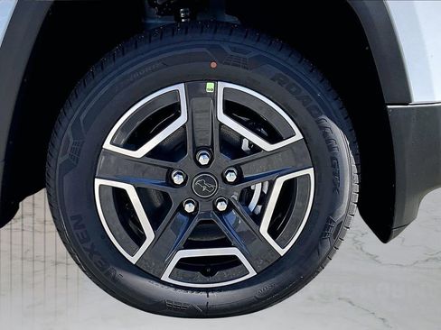 New 2026 Jeep Cherokee Laredo AWD/4WD image 31