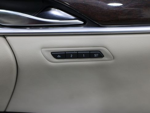 Used 2016 Cadillac XTS Luxury w/ Driver Awareness Package image 33