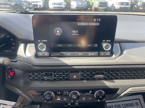Used 2025 Honda Accord LX image 18