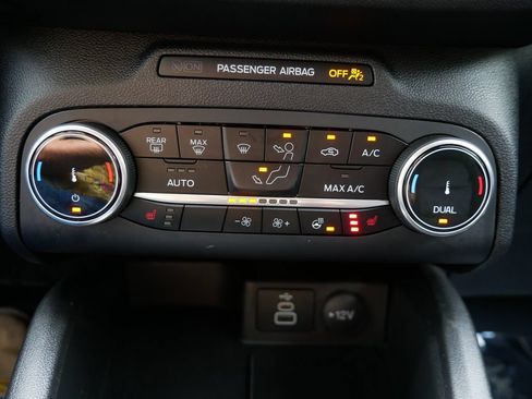 Certified 2025 Ford Escape Active w/ Cold Weather Package AWD/4WD image 23