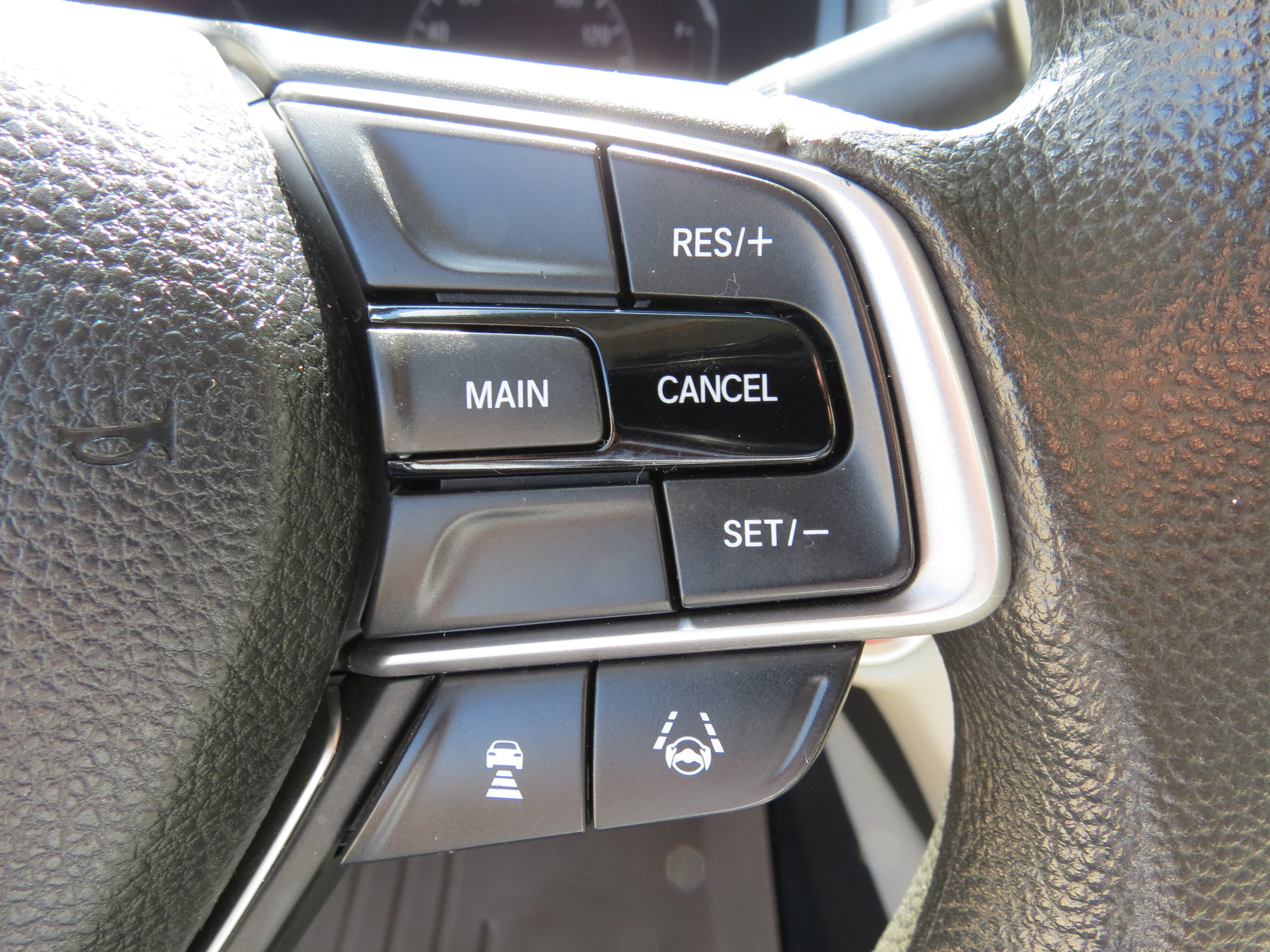 Used 2018 Honda Accord EX image 15