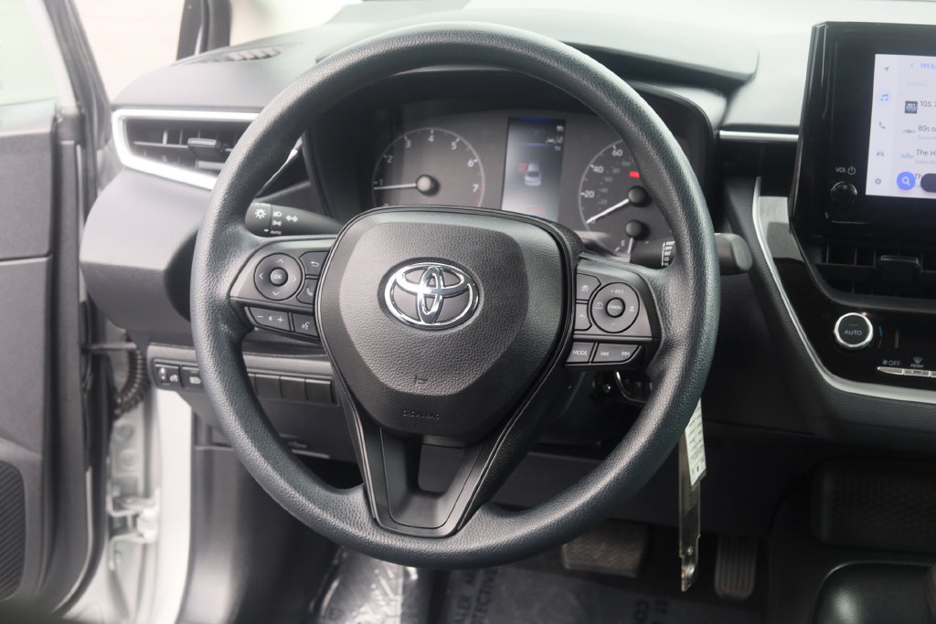 Used 2024 Toyota Corolla LE FWD image 9