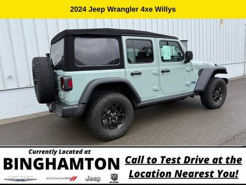 Used 2024 Jeep Wrangler Unlimited AWD/4WD image 6