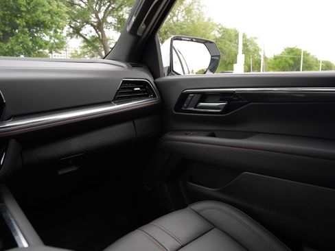 Used 2026 Chevrolet Tahoe RST w/ Comfort Package image 8