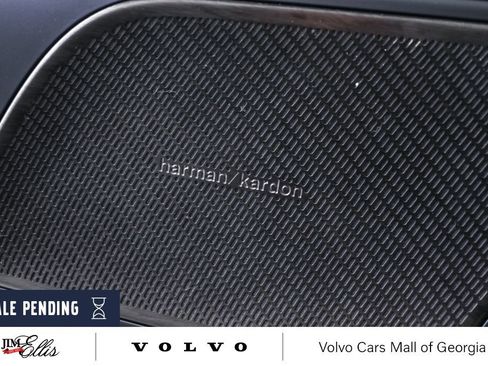 Certified 2025 Volvo S60 B5 Plus w/ Climate Package FWD image 8