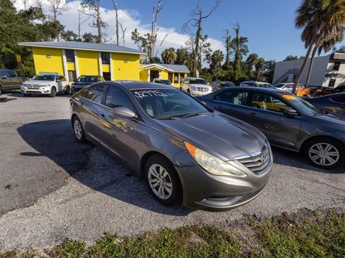 Used 2012 Hyundai Sonata GLS FWD image 1