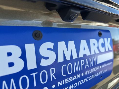 Used 2025 Subaru Ascent Bronze Edition image 6