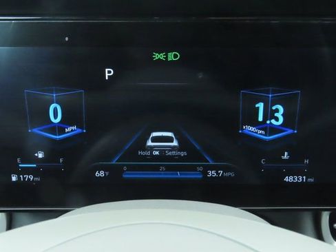 Used 2023 Hyundai Elantra SEL w/ Convenience Package image 35