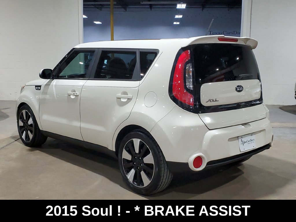 Used 2015 Kia Soul ! w/ Sun & Sound Package FWD image 11