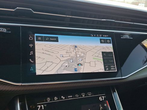 Used 2024 Audi RS Q8 image 23