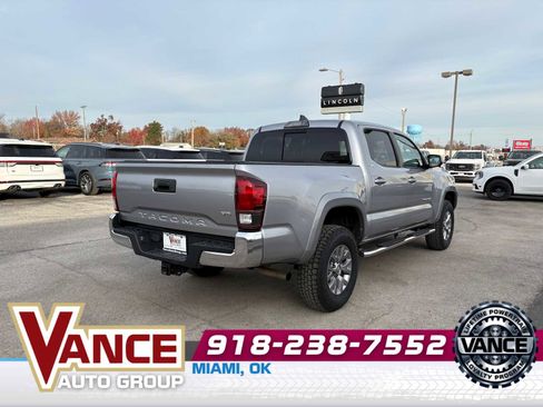 Used 2018 Toyota Tacoma SR5 image 7