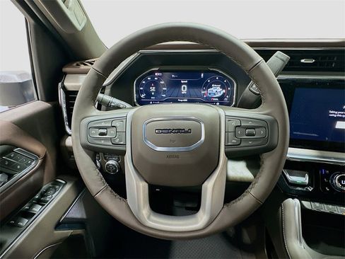New 2025 GMC Sierra 2500 Denali w/ Denali Reserve Package image 14