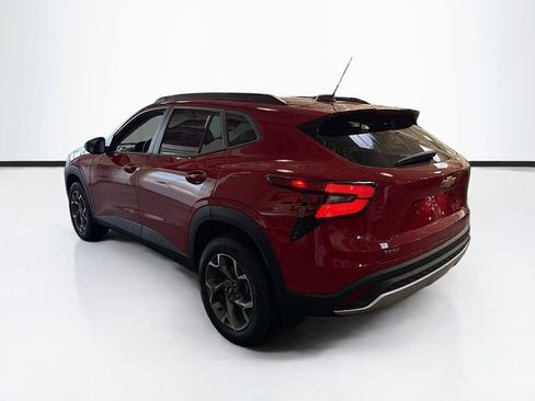 New 2026 Chevrolet Trax LT w/ Driver Confidence Package image 8