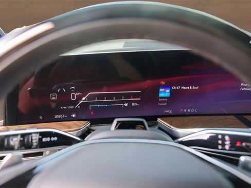 Used 2025 Cadillac Escalade Sport Platinum image 11