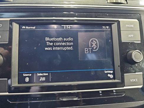 Used 2022 Volkswagen Tiguan S AWD/4WD image 21