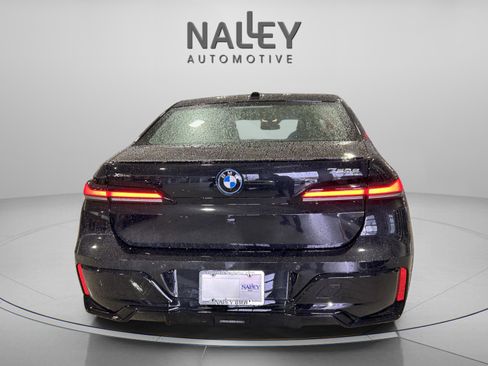 Used 2026 BMW 750e xDrive w/ Executive Package image 3