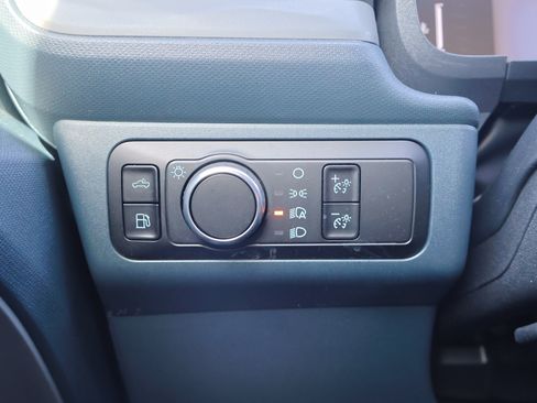 Used 2025 Ford Maverick XL image 16