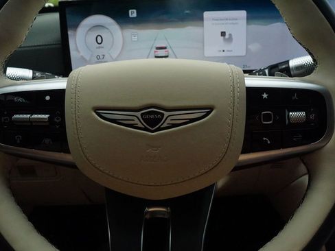 New 2025 Genesis GV80 3.5T Prestige image 11