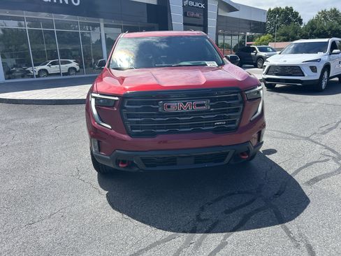 New 2026 GMC Acadia AT4 w/ Luxury Package AWD/4WD image 17