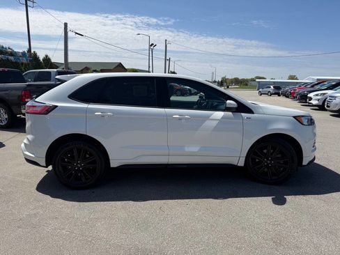Used 2022 Ford Edge ST-Line AWD/4WD image 7
