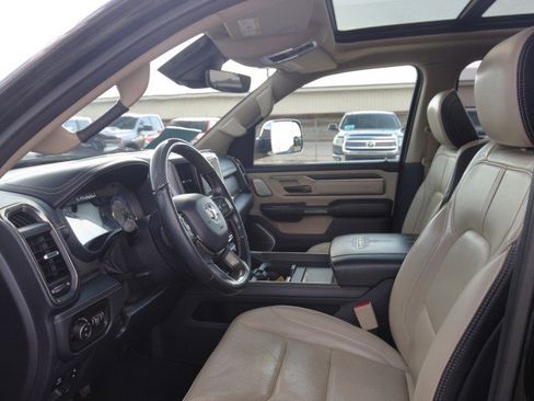 Used 2019 RAM 1500 Limited image 17