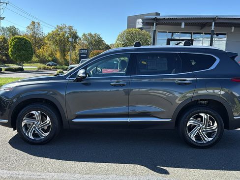 Used 2023 Hyundai Santa Fe SEL w/ Premium Package image 6