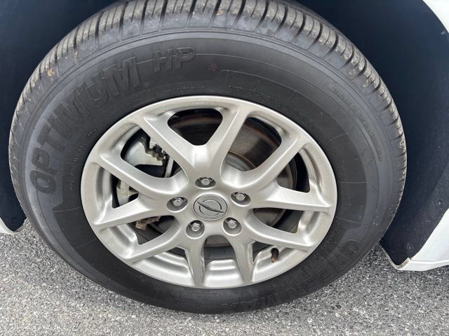 Used 2024 Chrysler Pacifica Touring-L FWD image 23