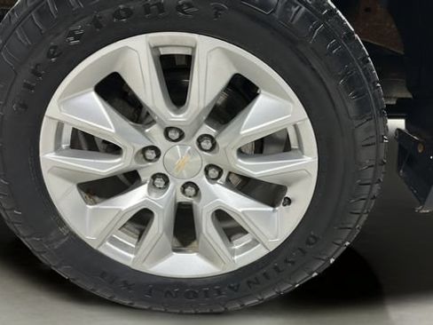 Used 2022 Chevrolet Silverado 1500 Custom w/ LPO, Dark Essentials Package AWD/4WD image 34