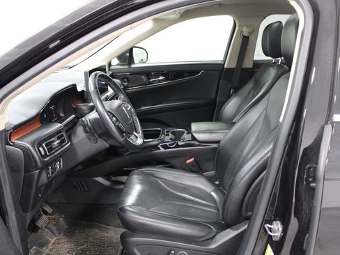 Used 2021 Lincoln Nautilus Reserve w/ Equipment Group 201A image 18