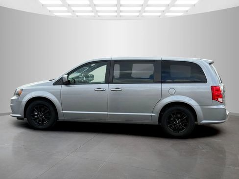 Used 2020 Dodge Grand Caravan GT image 6