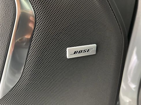 New 2026 Chevrolet Suburban Premier image 23