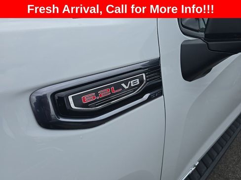 Used 2025 GMC Sierra 1500 AT4 w/ Technology Package AWD/4WD image 24