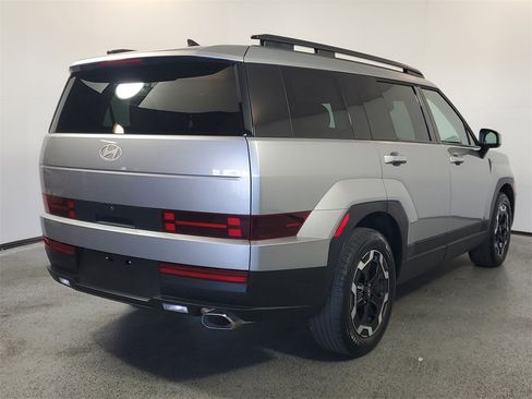 Used 2024 Hyundai Santa Fe SEL image 6