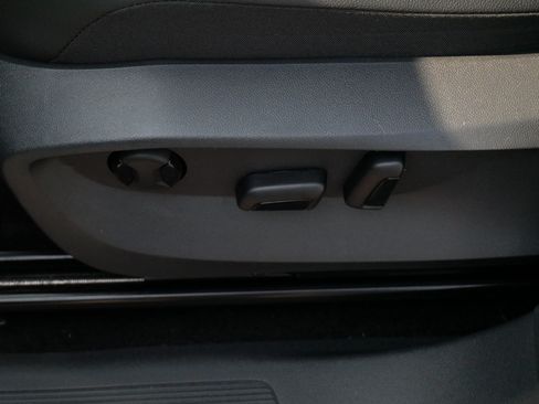 Certified 2023 Volkswagen Tiguan SE AWD/4WD image 20