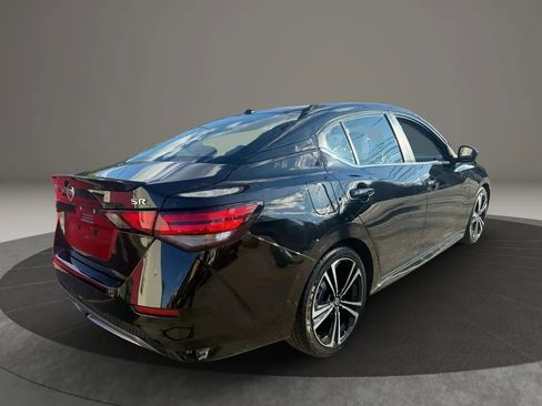 Used 2020 Nissan Sentra SR w/ Trunk Package image 5