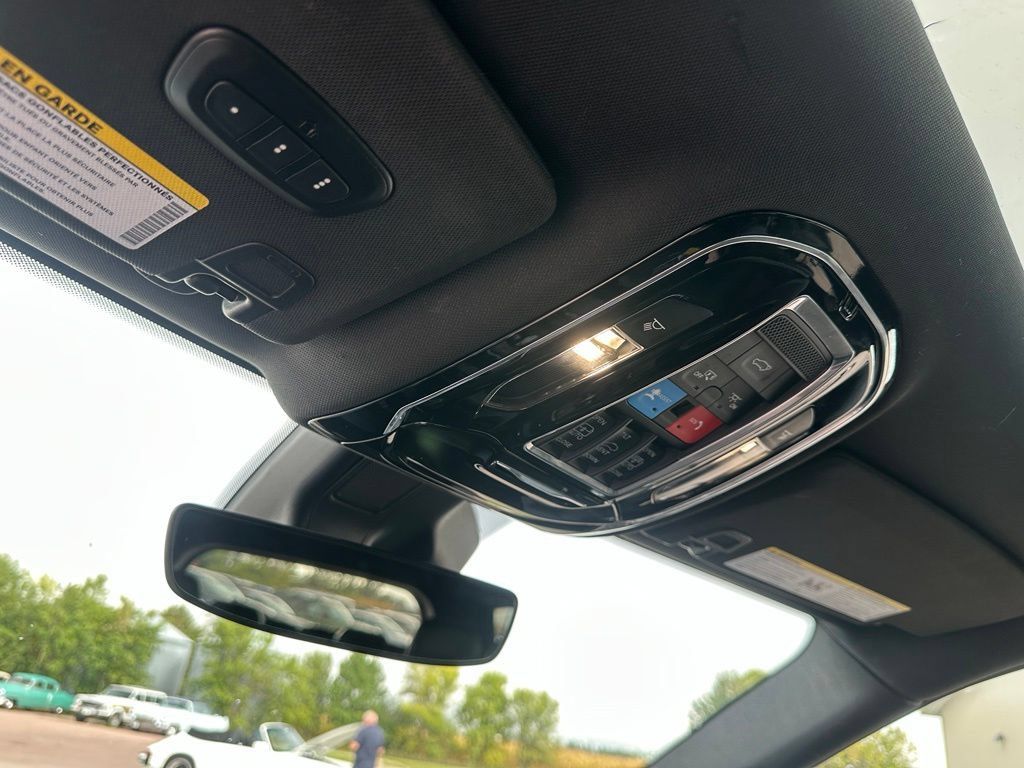 Used 2023 Jeep Grand Cherokee L Overland AWD/4WD image 19