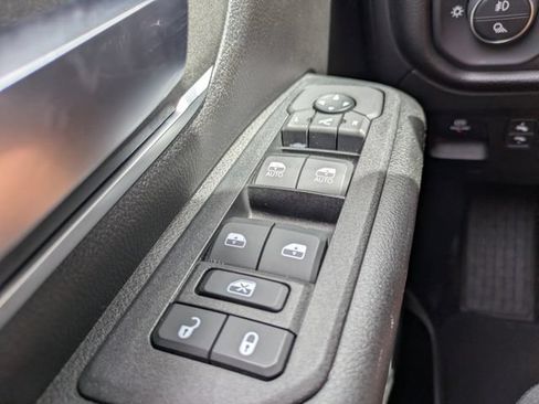 Used 2025 RAM 1500 Big Horn AWD/4WD image 26