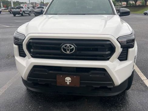 Used 2024 Toyota Tacoma SR AWD/4WD image 1