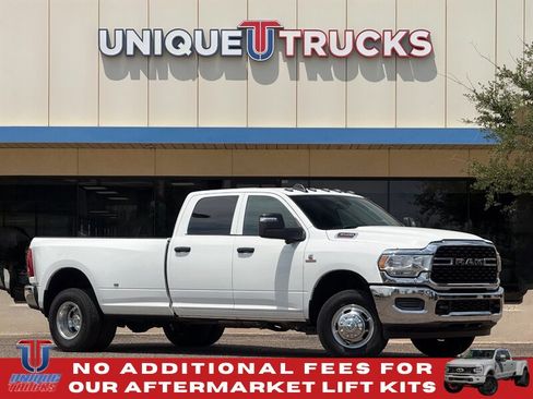 Used 2024 RAM 3500 Tradesman w/ Towing Technology Group AWD/4WD image 1
