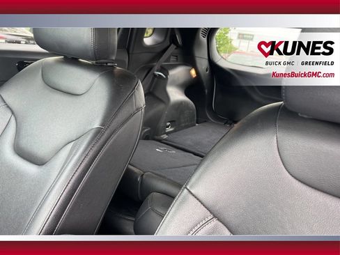 Used 2025 Jeep Compass Limited AWD/4WD image 17