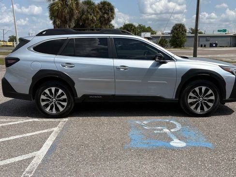 Used 2023 Subaru Outback Limited XT image 2