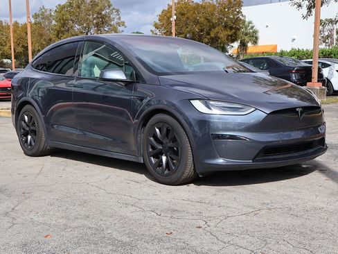 Used 2023 Tesla Model X image 55