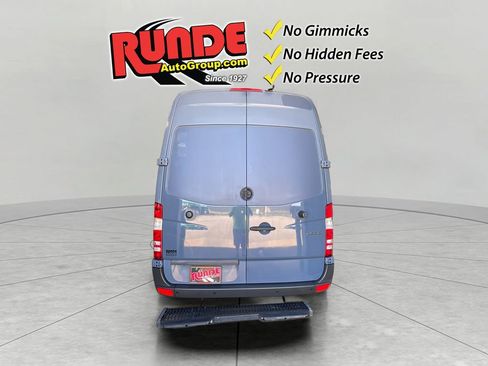 Used 2018 Mercedes-Benz Sprinter 2500 image 5
