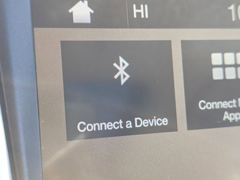 Used 2017 Lincoln MKX Reserve w/ Enhanced Security Package image 8