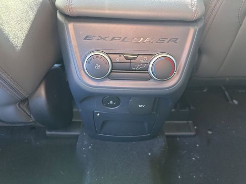 New 2026 Ford Explorer Active w/ Active Comfort Package image 13