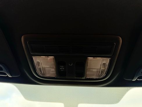 Used 2018 Honda Civic Si image 17