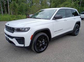 Used 2026 Jeep Grand Cherokee Altitude AWD/4WD 360° Tour